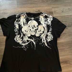 Vintage skull tee